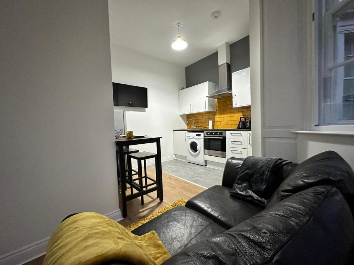 Bee Accommodations Leicester Exterior foto